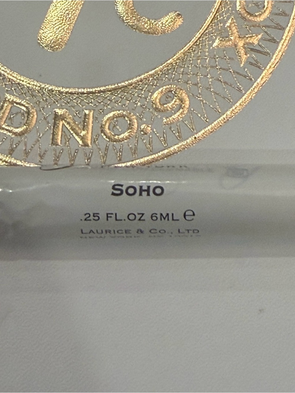 Bond No. 9 SoHo  perfect to take your scent on the go. NEW .25 ounce